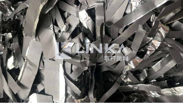 聯(lián)開(kāi)金屬闡述廢舊電動(dòng)車鋰電池回收的兩種處理方法